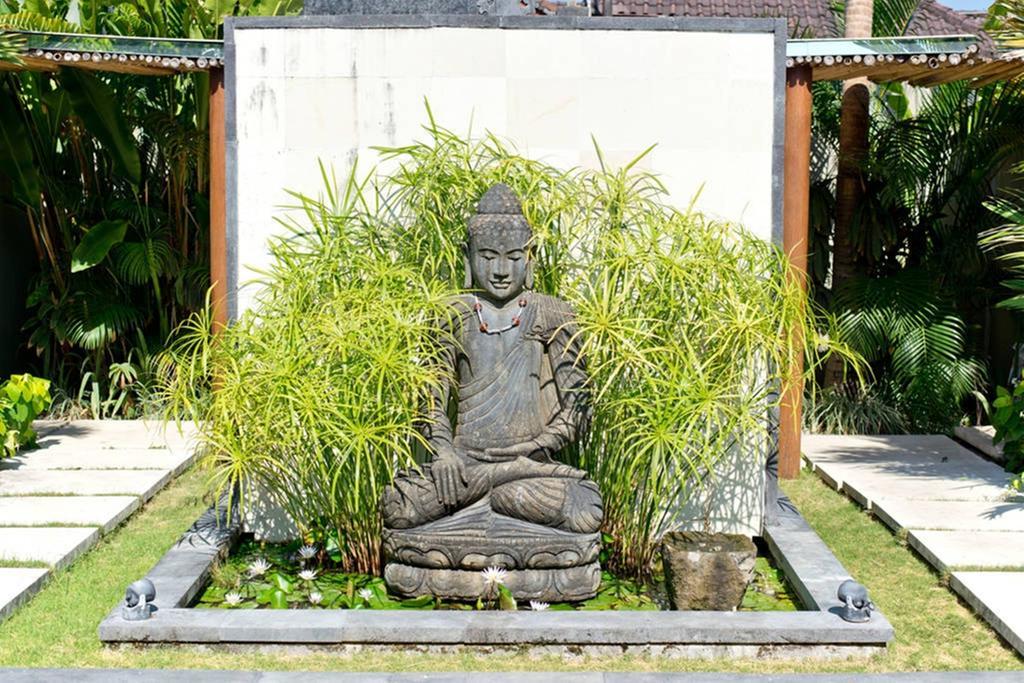 Villa Putih Seminyak  Luaran gambar