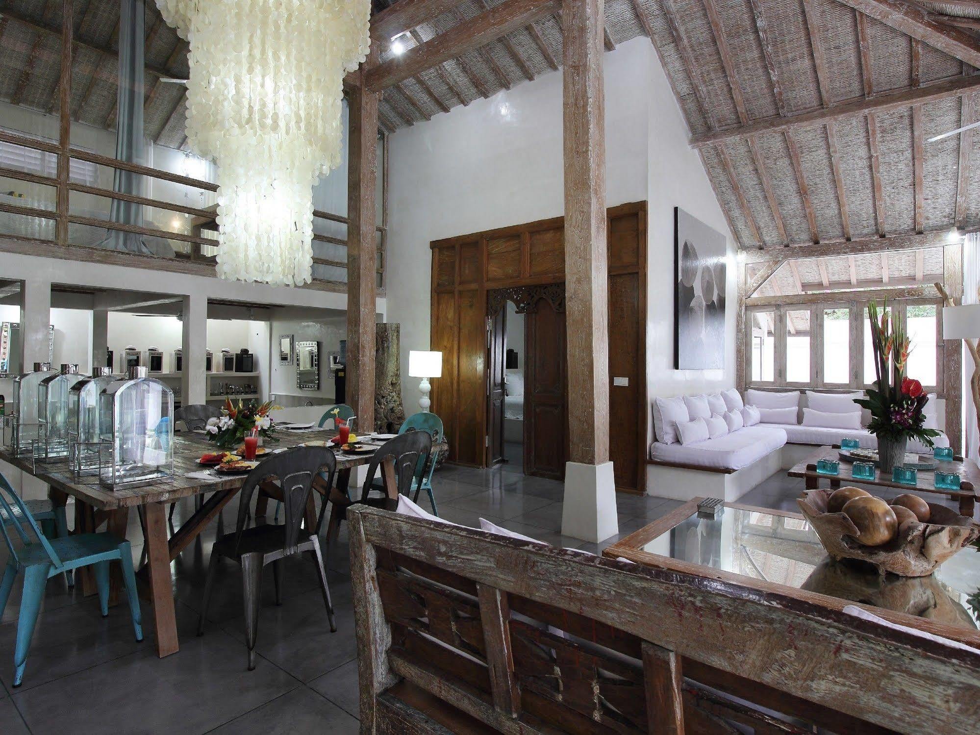 Villa Putih Seminyak  Luaran gambar